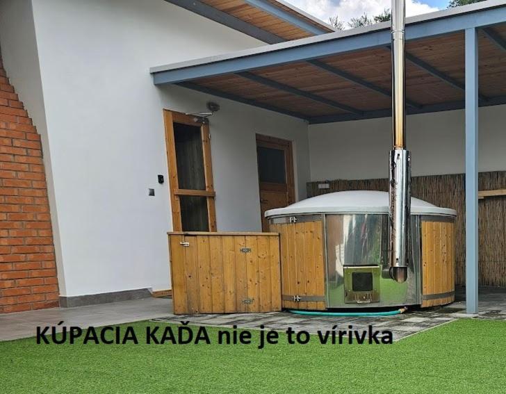 Apartmany Doma Domasa Holcikovce ภายนอก รูปภาพ